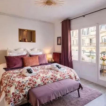 T-5 Triangle D'or A Deux Pas Des Champs-elysees Apartment